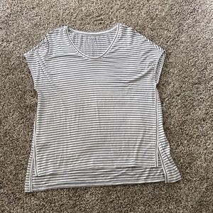 Black and white stripe tshirt